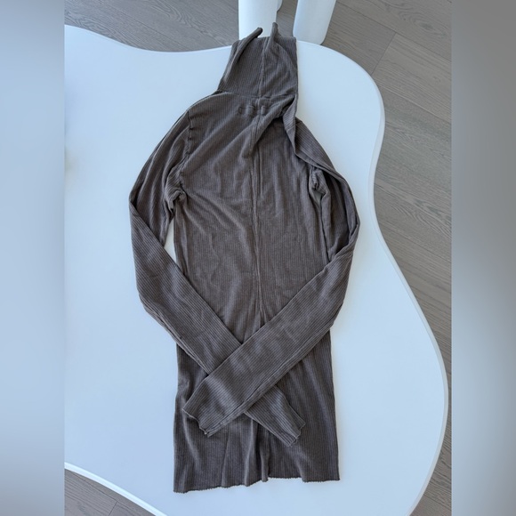 Enza Costa Tencil Silk blend turtleneck top - Picture 5 of 5